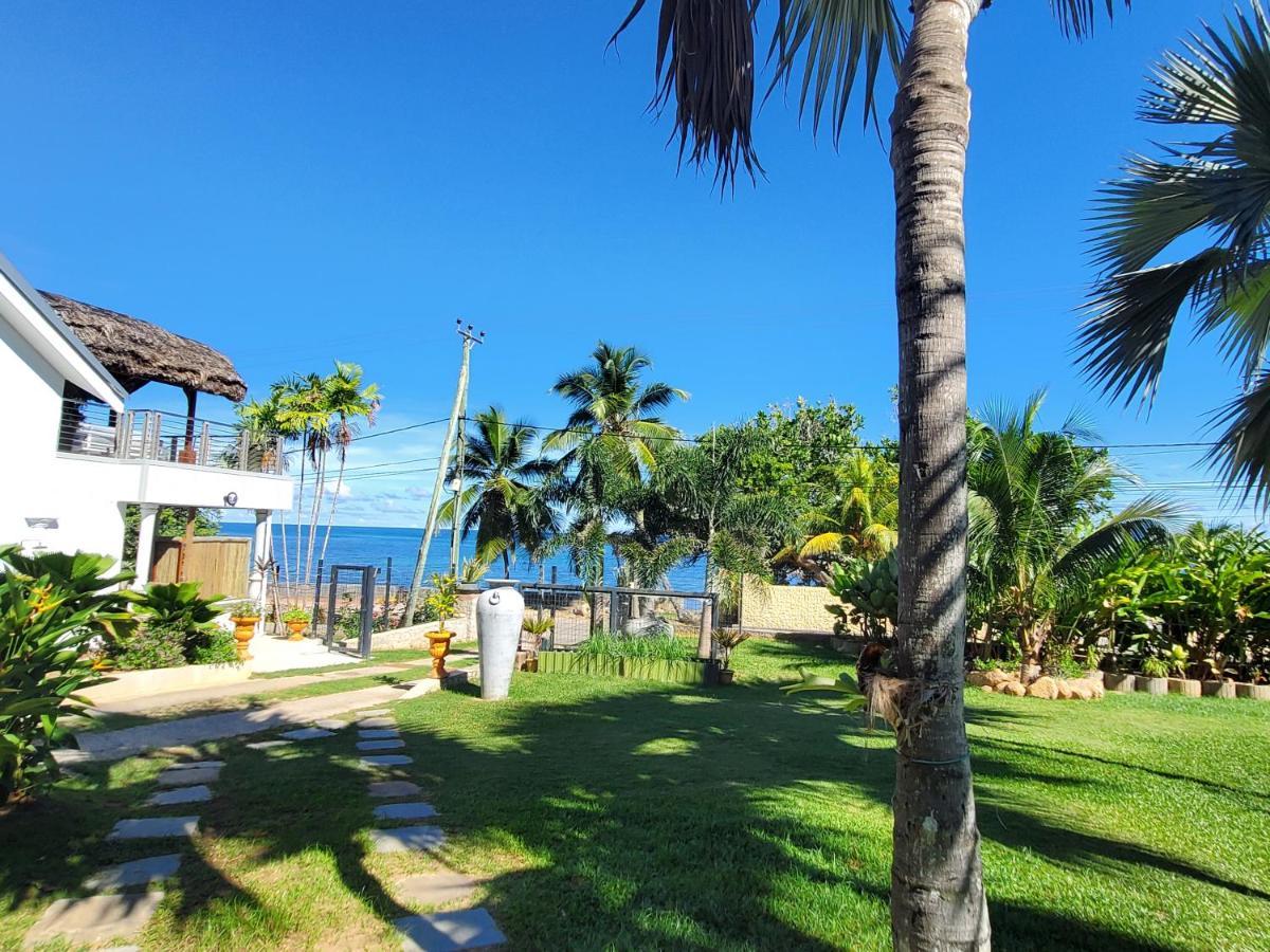 Sea Splash Self Catering And La Petite Maison Grand Anse  Exterior photo