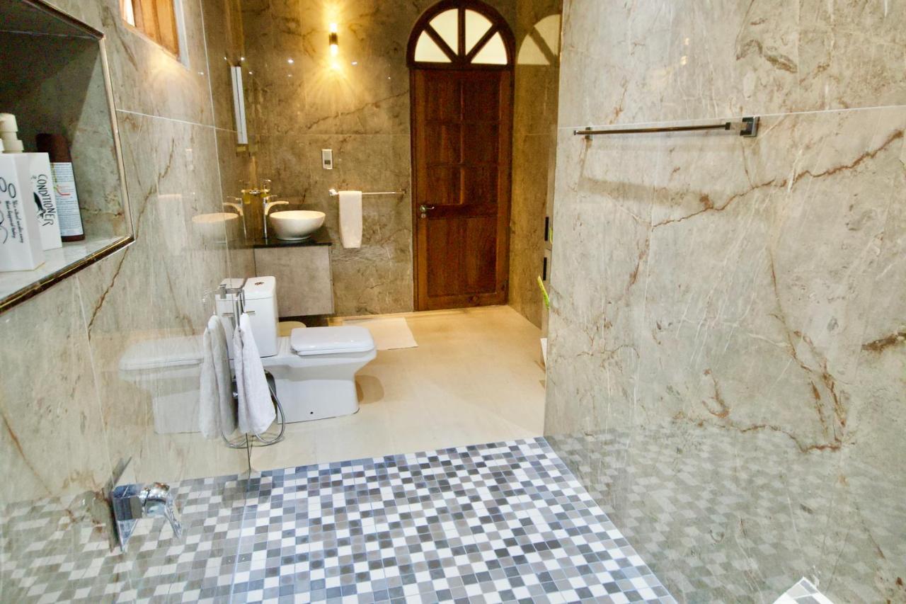 Sea Splash Self Catering And La Petite Maison Grand Anse  Exterior photo