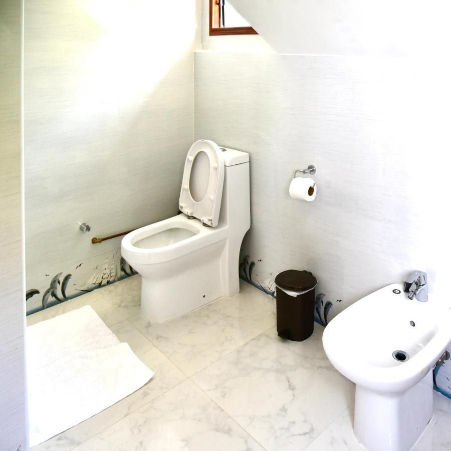 Sea Splash Self Catering And La Petite Maison Grand Anse  Exterior photo